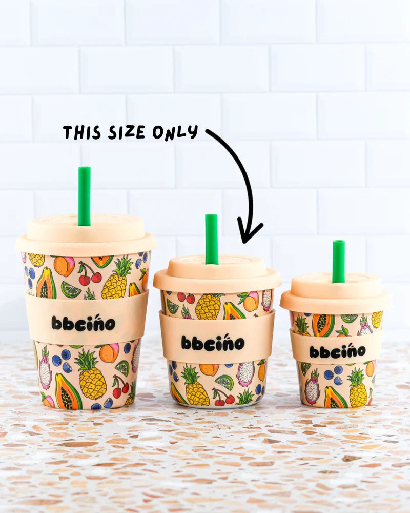 Set of reusable bamboo kids’ cups in different sizes with a tropical fruit design, ideal for milkshakes, juices, or hot drinks