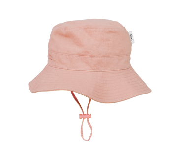 Dusty Rose Kiin Baby sun hat with a wide brim and breakaway safety clip. Made from 100% cotton with adjustable toggles for a secure fit, providing UPF 50+ excellent sun protection. Perfect for babies and toddlers.